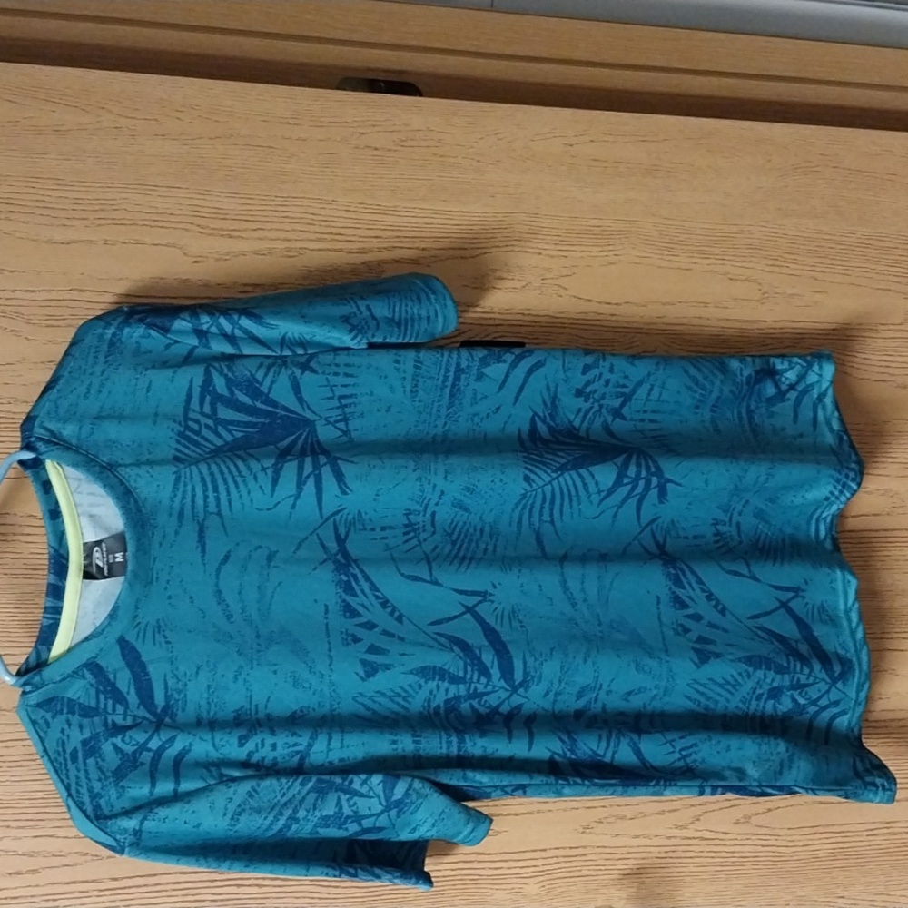 Mens top